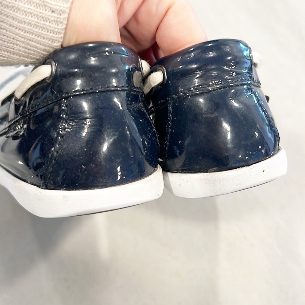 Cole Haan Nantucket Boat Shoe Nantucket Camp Moc Patent Leather Navy Blue size 6 - Picture 5 of 10
